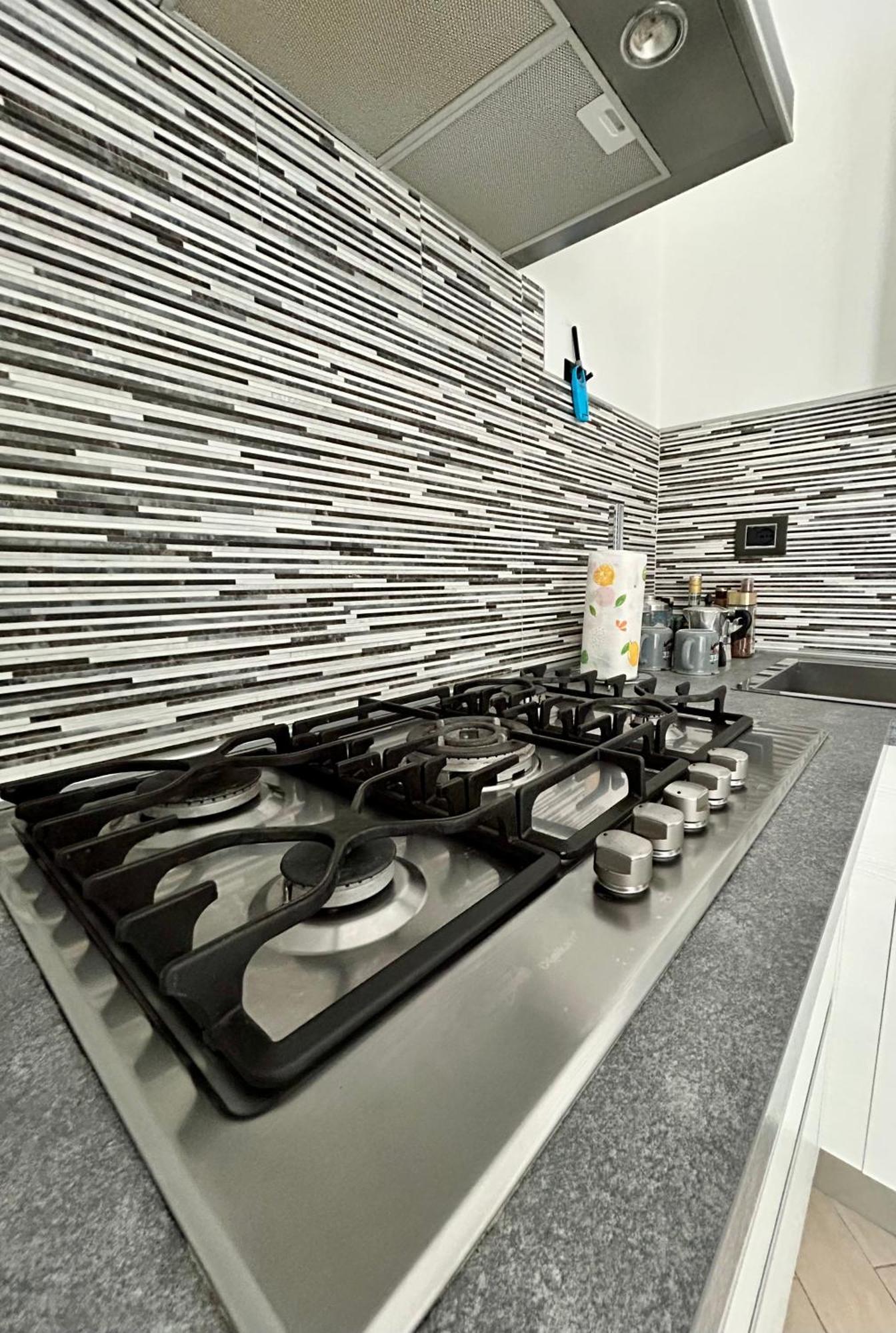 Refresh House Apartamento Brindisi Exterior foto